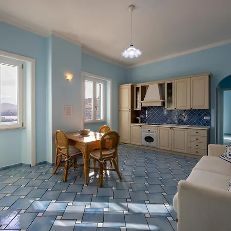 Perla Marina Comfort E Stile بيت للعطل بورتوفيرّايو