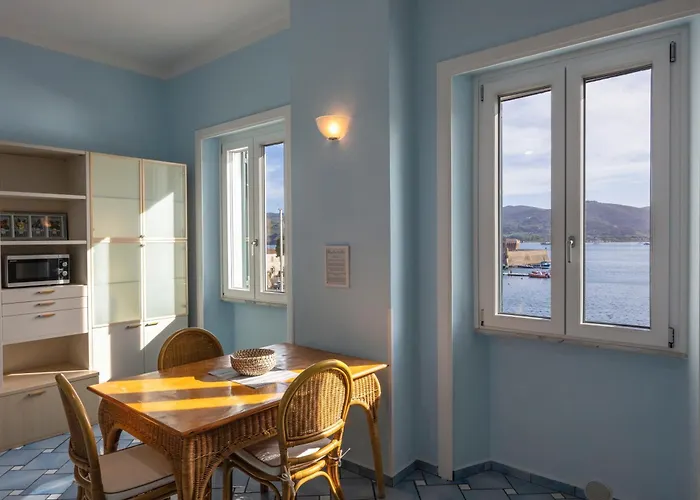 Prázdninový dům Perla Marina - Helloelba *